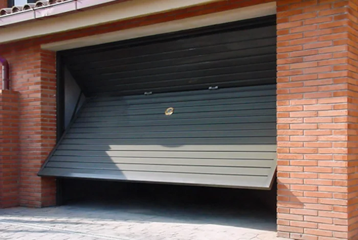 garaje 1 - Reparación Puertas de Garaje Montcada i Reixac (Barcelona)