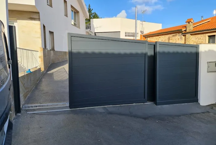 garaje 2 - Reparación Puertas de Garaje Montcada i Reixac (Barcelona)