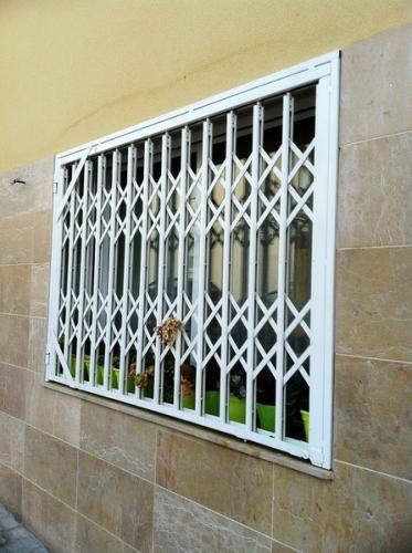 reja de ballesta 07 - Rejas Sant joan despi para ventanas y puertas