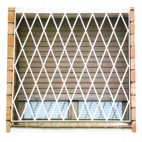 reja fija rombos 09 - Rejas Sant joan despi para ventanas y puertas